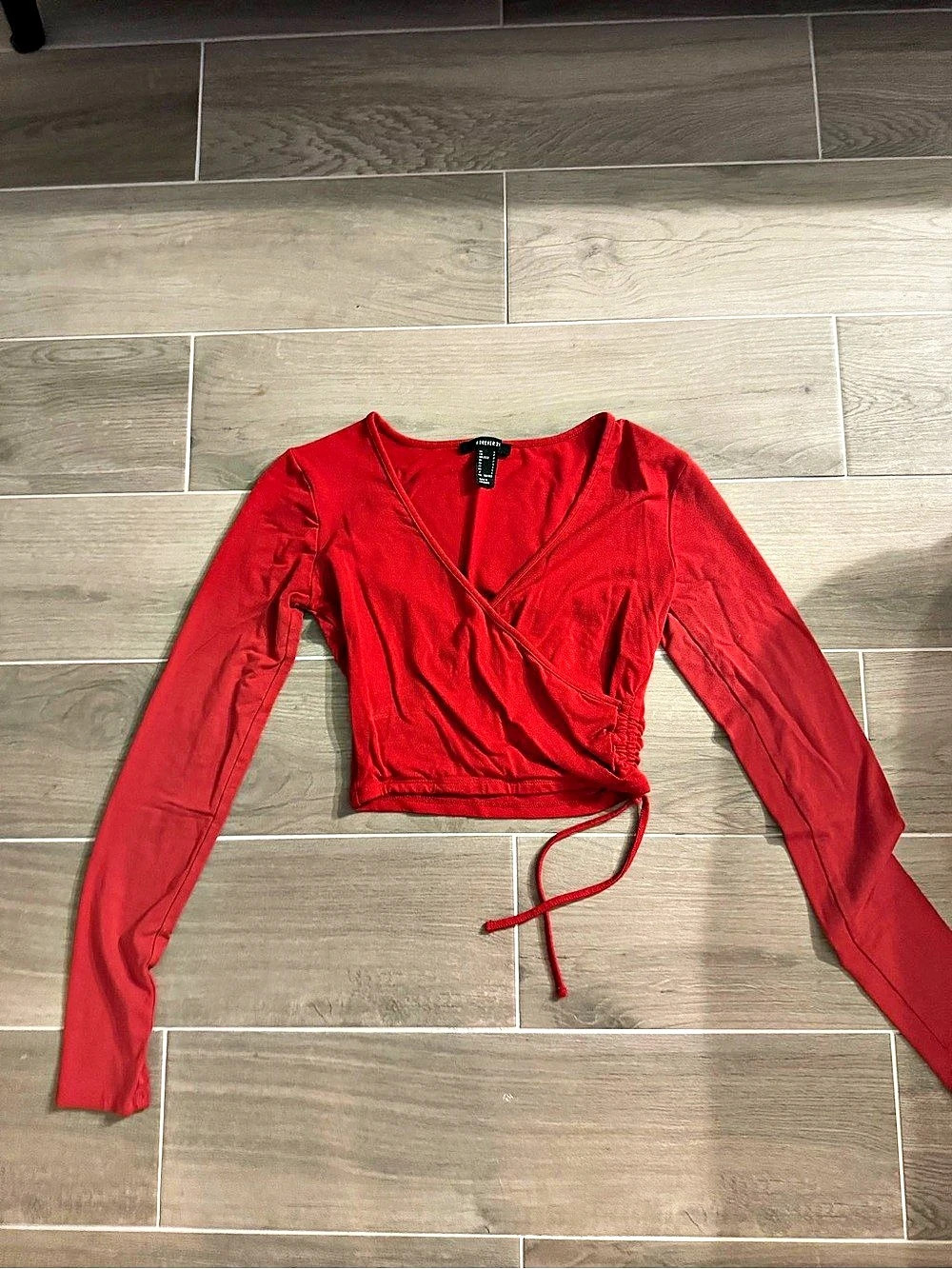 Forever 21 Red Wrap Crop Top Size Small Like New